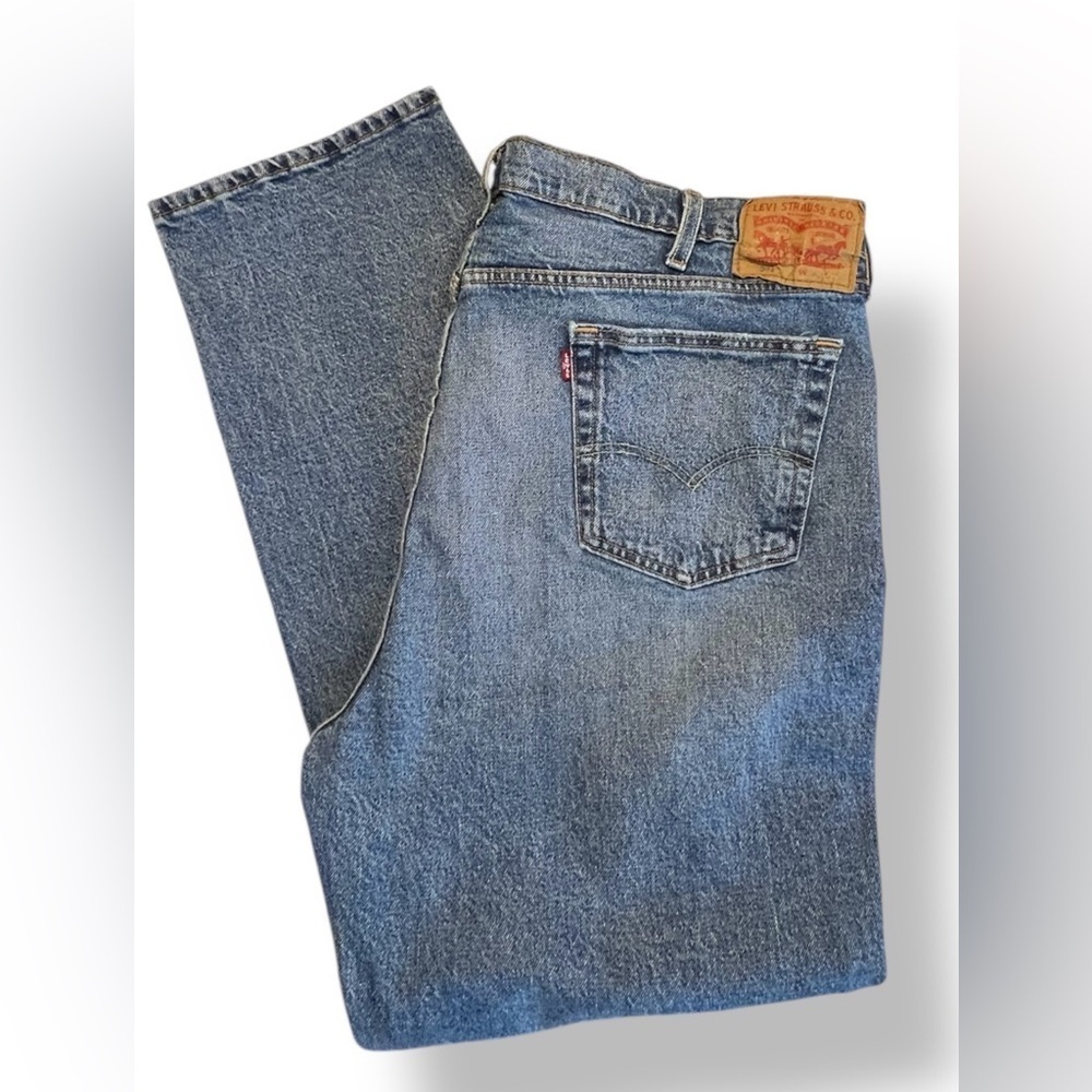 Levi’s 541 Athletic Fit Jeans Mens 42x31 Blue Distressed Tapered - Picture 2 of 13